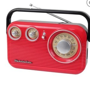 Portable Bluetooth AM/FM radio